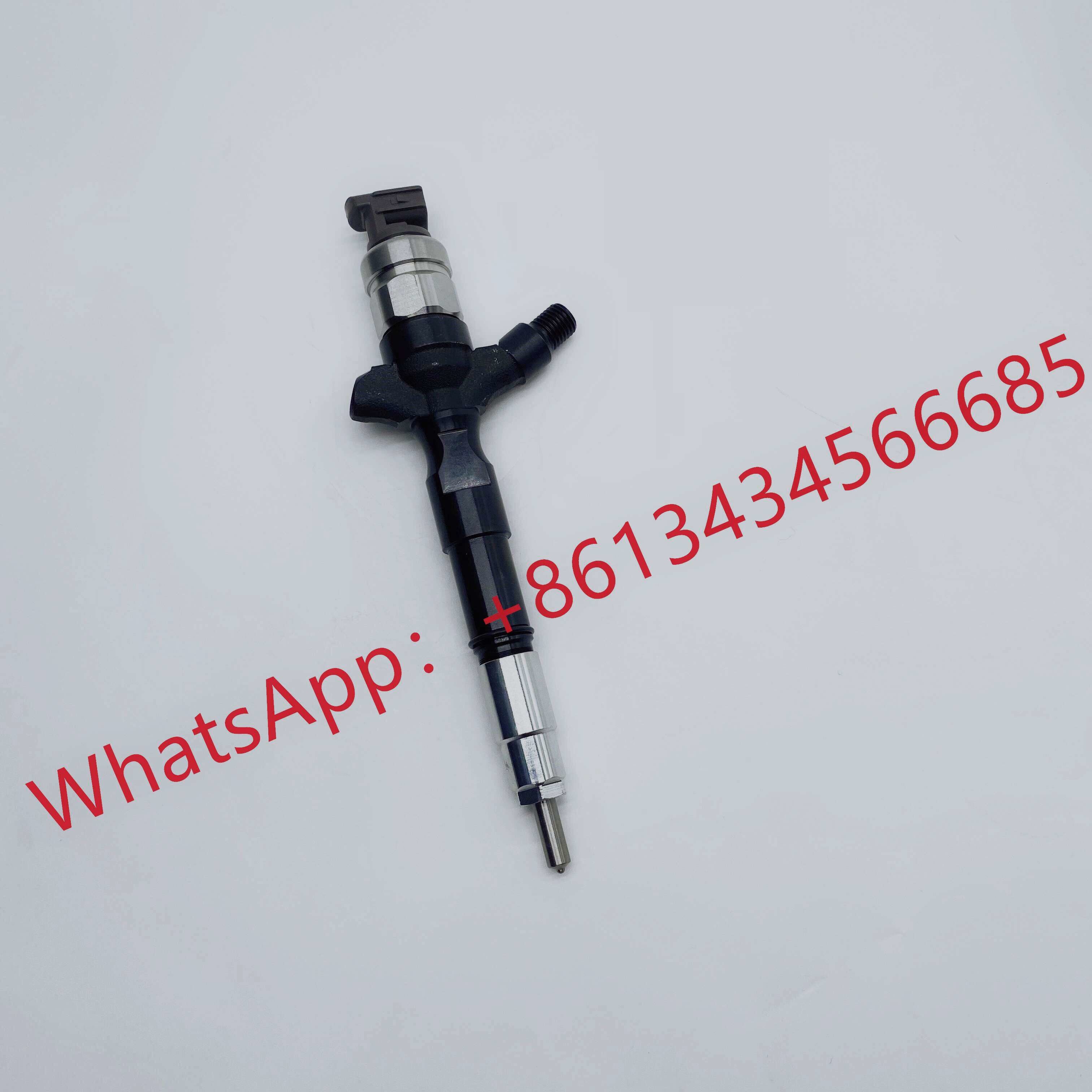 23670-30280 Petrol Fuel Denso Common Rail Injector For TOYOTA Hiace 095000-778X 23670-39185