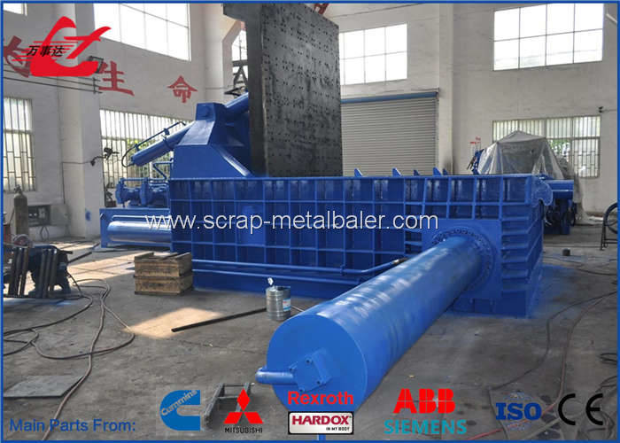 Heavy Duty Scrap Metal Baler Hydraulic Car Bodies Baling Press 90kW Motor Power