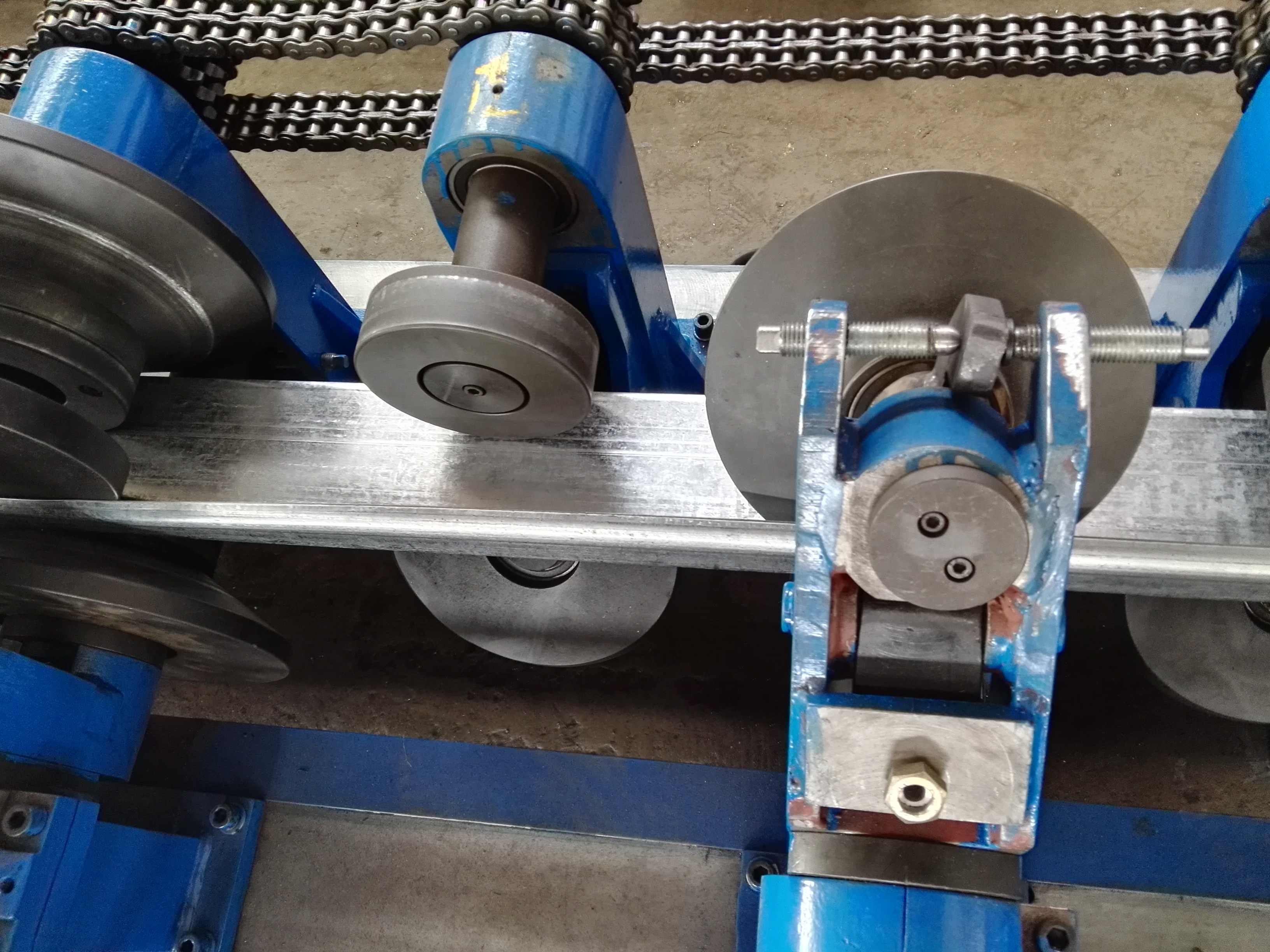 C Z Profile / Metal Steel Purlin Roll Forming Machine Mitsubishi Controller