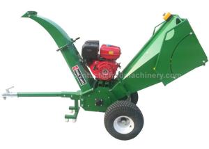 China Gasoline Engine Wood Chipper Shredder 5 Inches Chipping Capacity With 2 Cutting Knives wholesale