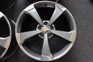 China Cast Grey ET32 8.5J Aluminum Alloy 5 Spoke 19 Inch Rim For Audi RS3 wholesale
