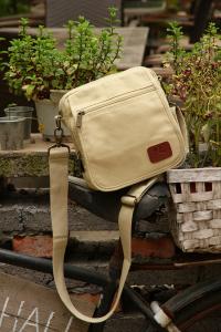 China Casual Canvas Traveling Satchel Messenger Handbag Shoulder Crossbody School bag wholesale