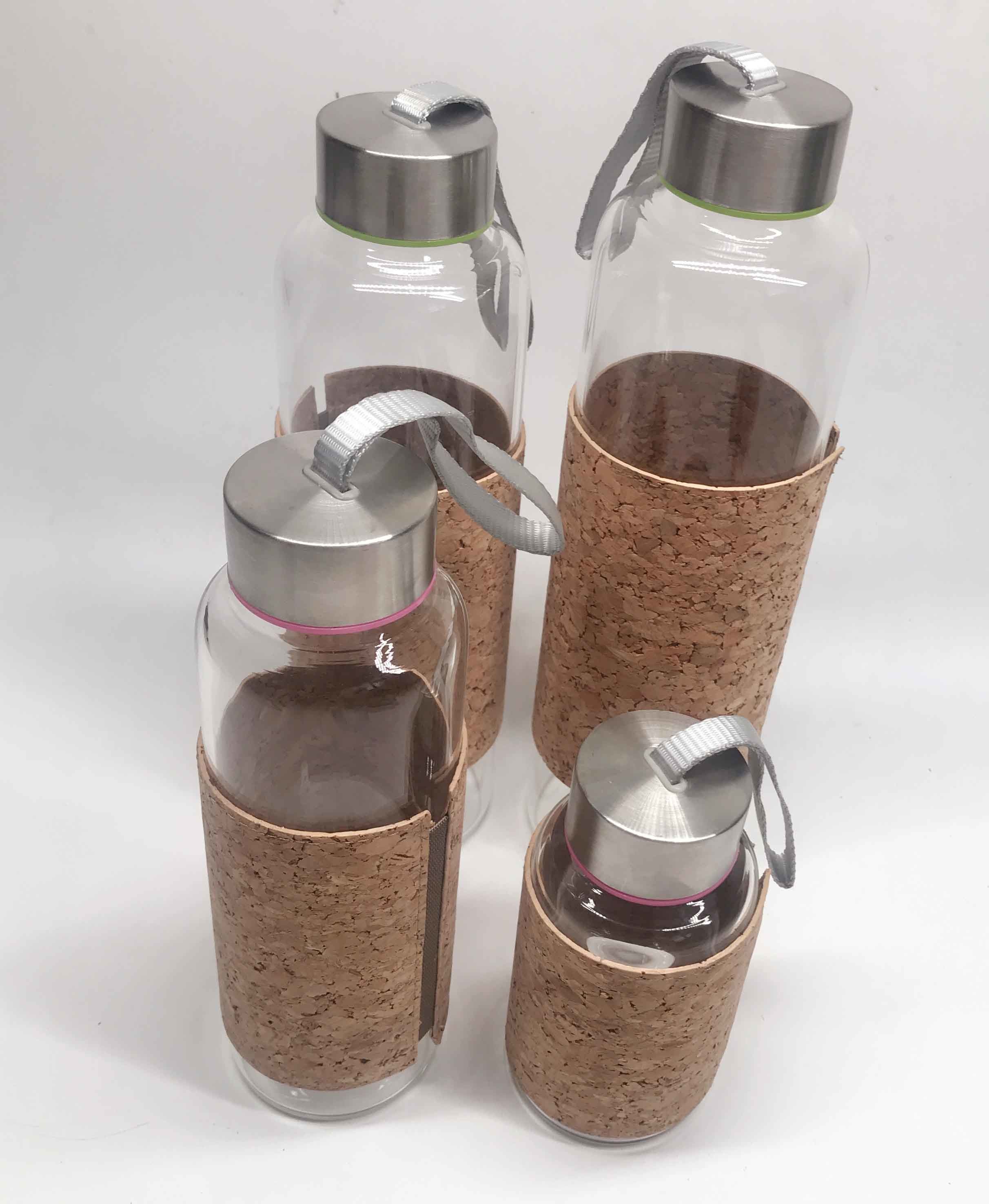 OEM Reusable Glass Water Bottle With Cork Sleeve Dampproof