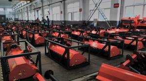 New design verge flail mower with hammer blade