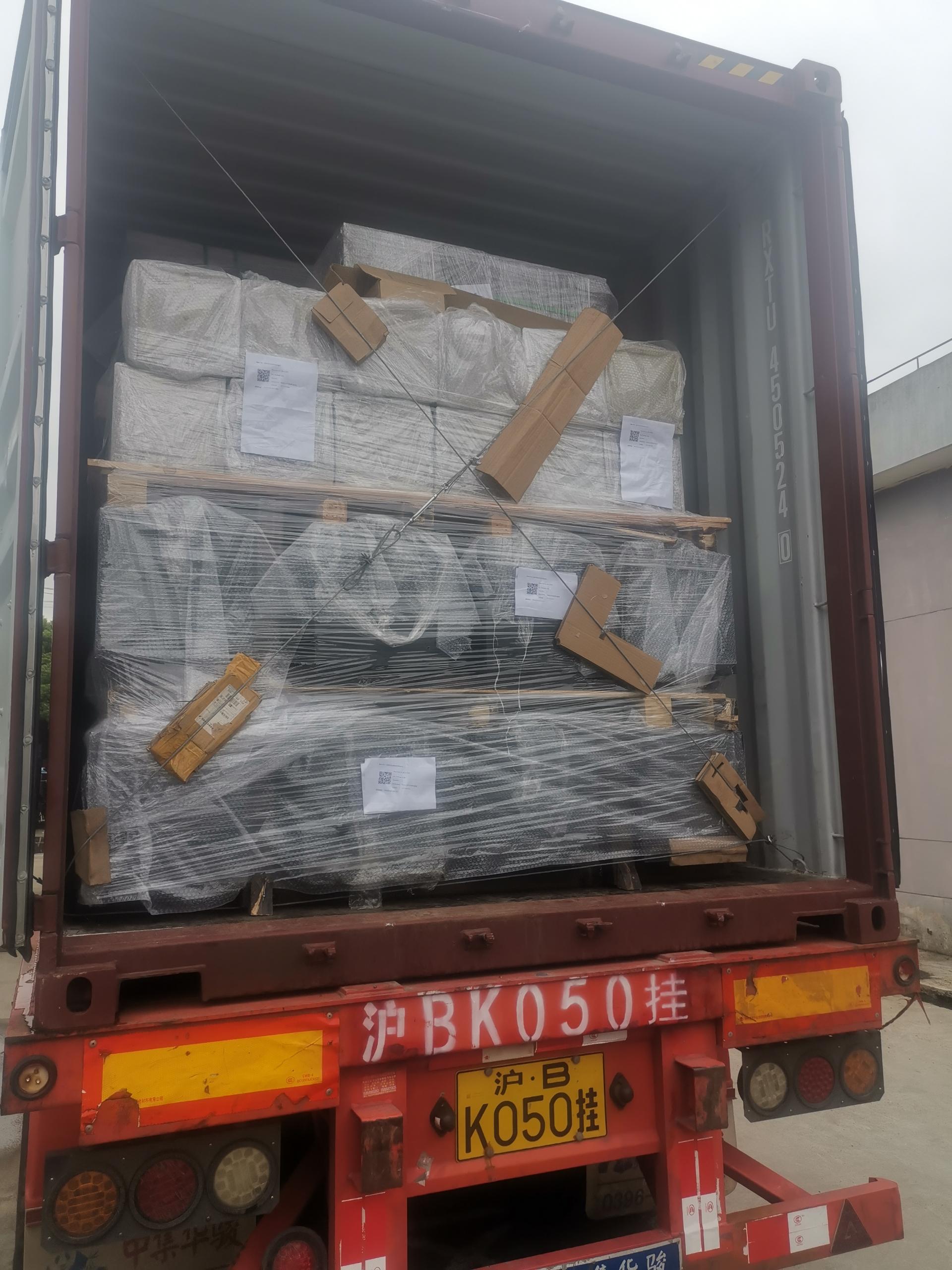 7500 KG Weight CNC Tube Laser Cutting Machine With Continuous Wave Mode