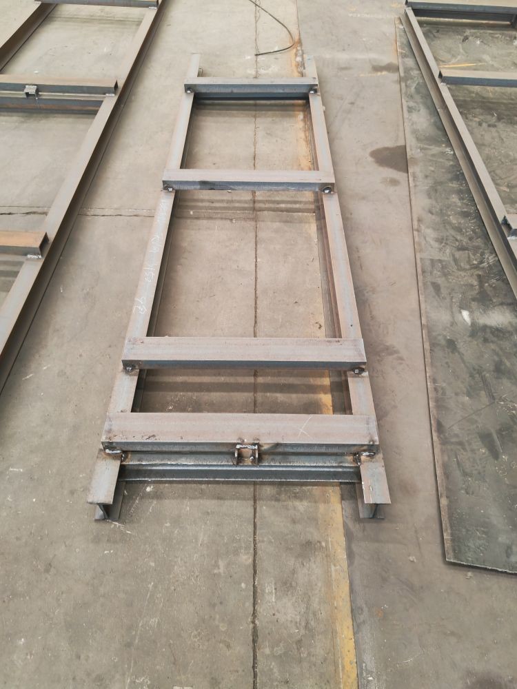 Corrosion Resistant Material Cut Structural Galvanized Steel Angle Bar