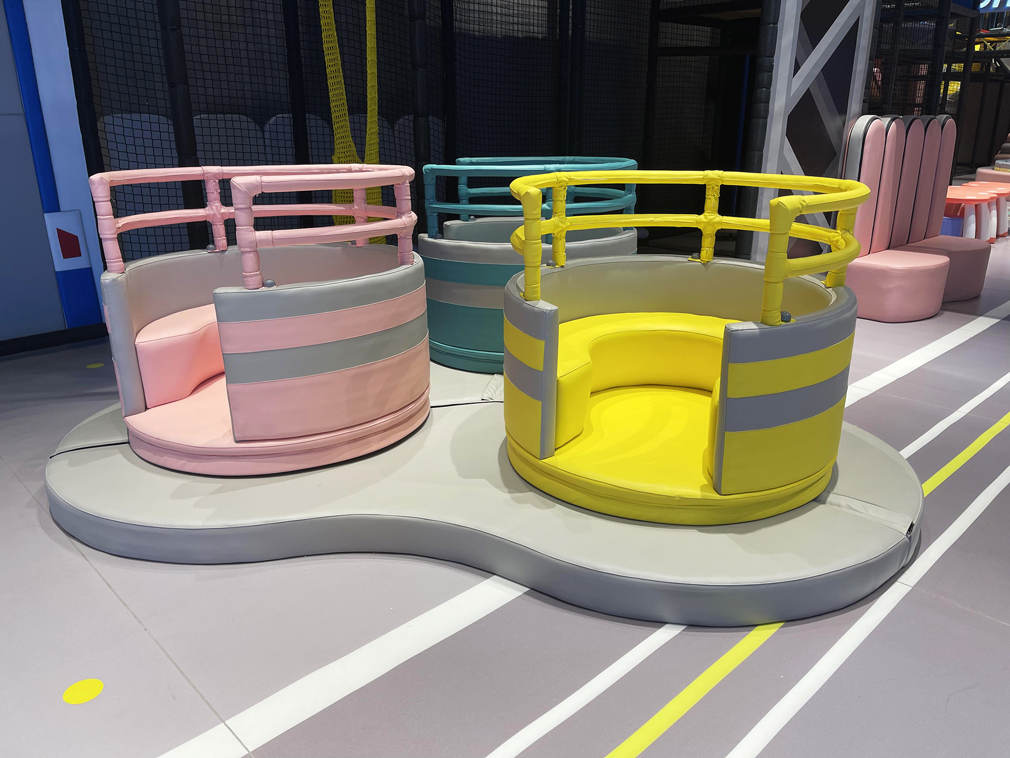 No Power Playground Revolving Rides , 360 Degrees Circle Merry Go Round Ride