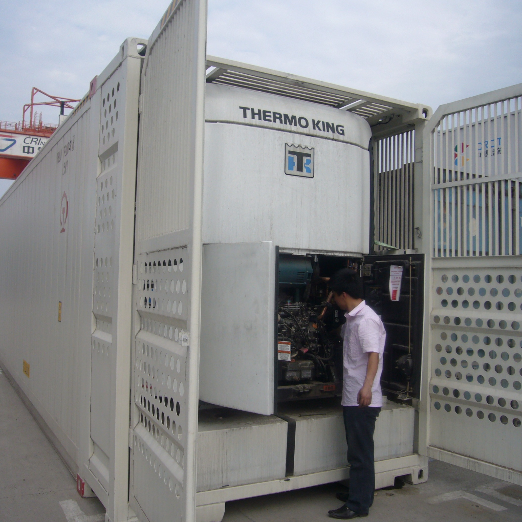 4 Cylinders 492CC SLXI 400 Thermo King Van Refrigeration Unit