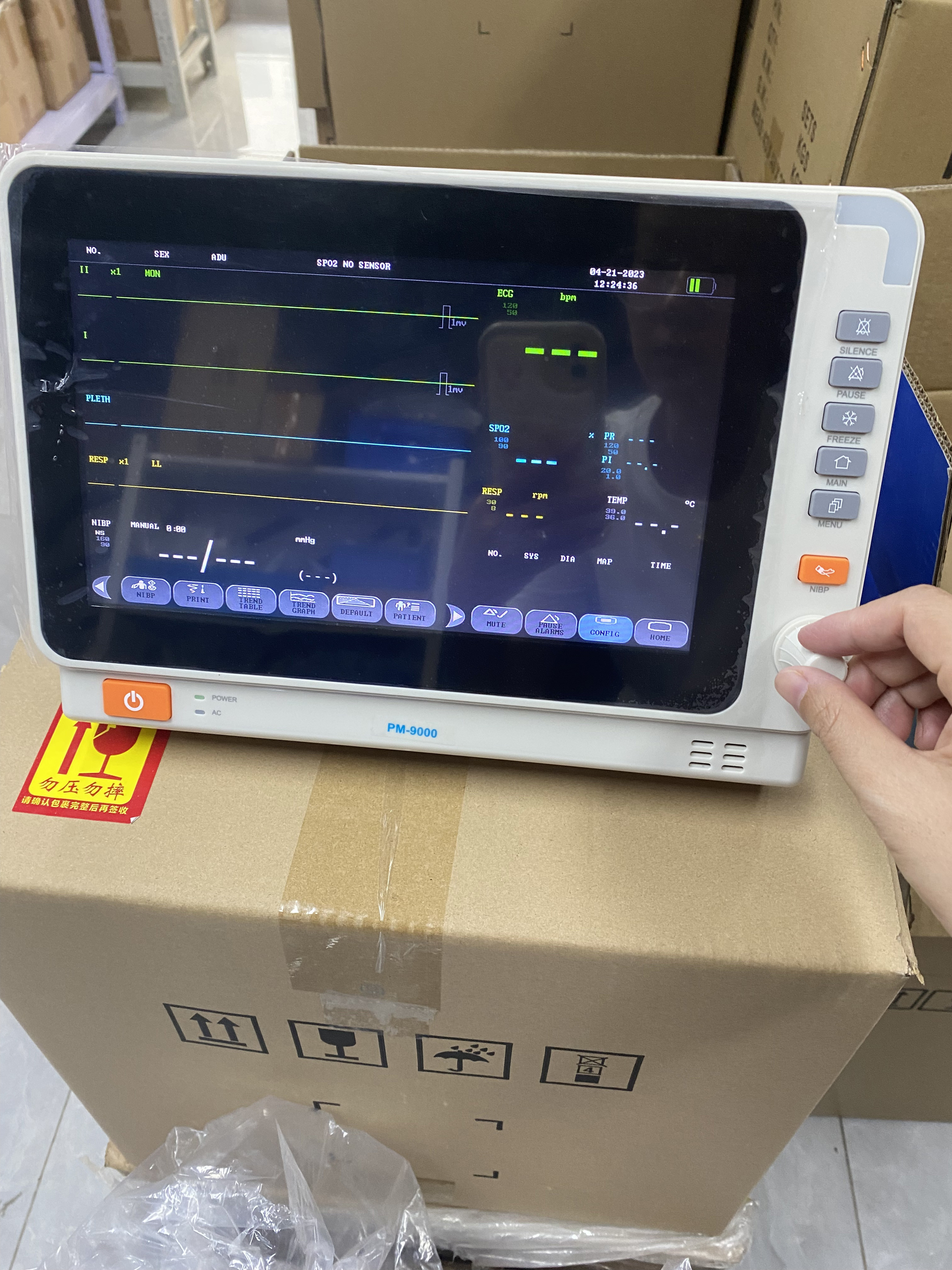 China Patient Monitor Multi Parameter Portable Ambulance Patient Monitor