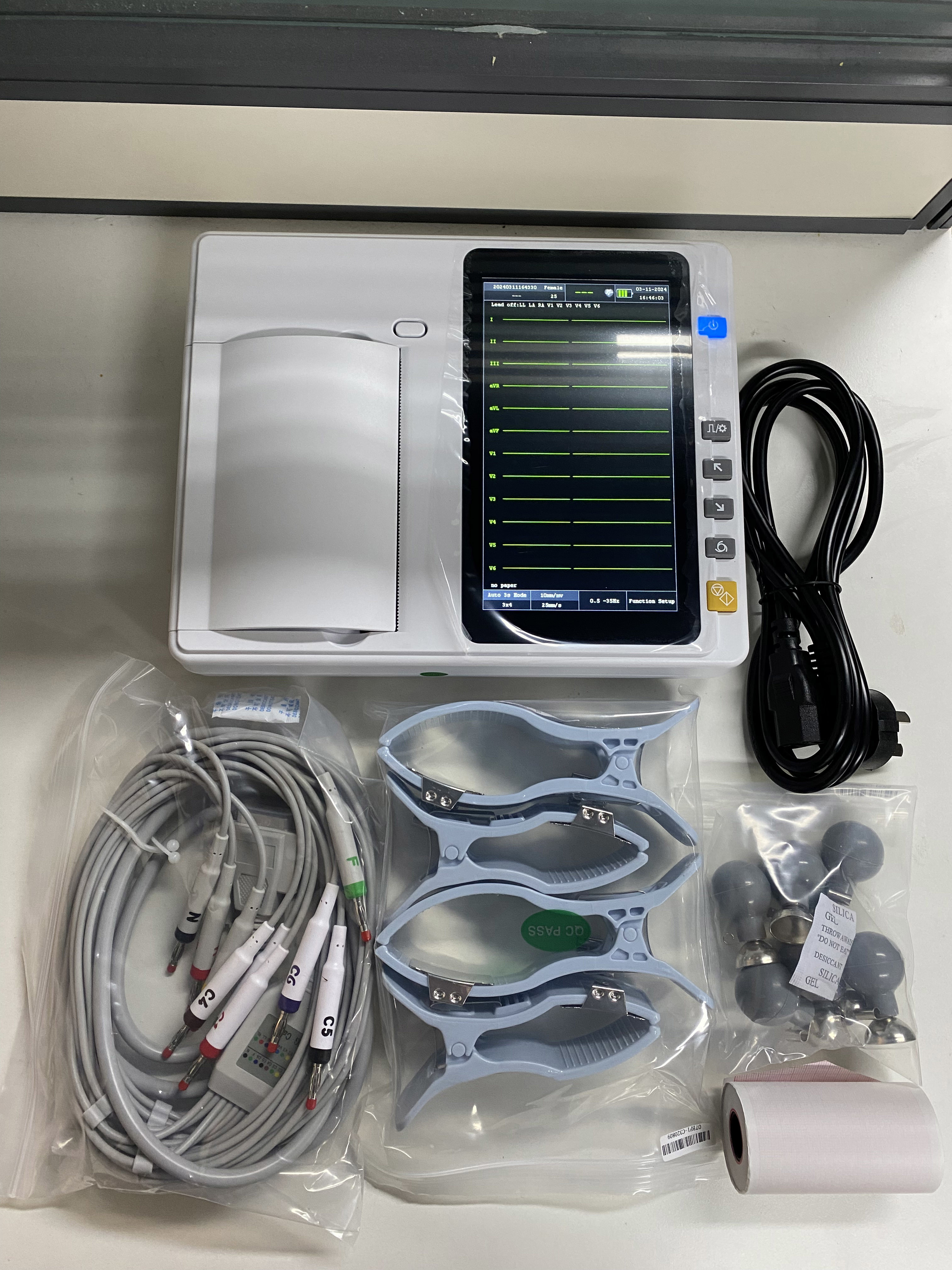 3/6 Channel Electrocardiography Machine High Resolution Thermal Printer Portable Ecg Monitor