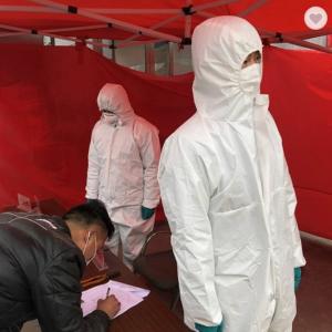 China s - xXXL Disposable Protective Coveralls , No Stains Disposable Coverall Suit wholesale