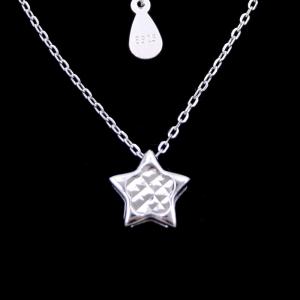 China Simple Plain Pure 925 Silver Star Necklace No Stone European Style wholesale