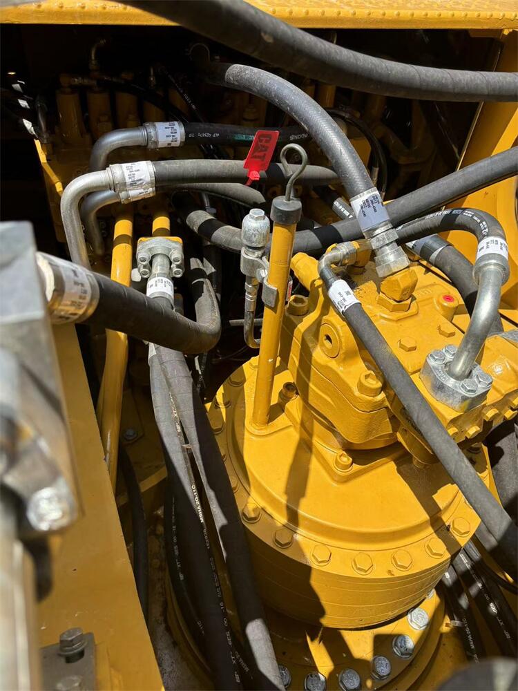 Original Hydraulic Valve Used CAT 336D 330BL Excavator with Low Hours and Low Freight
