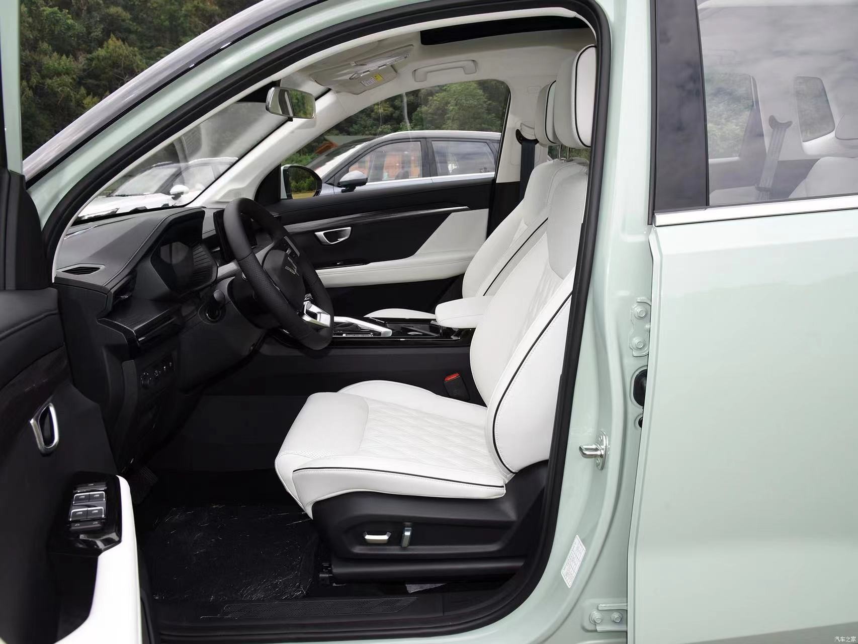 Wuling Xingchen Asta 1•5T CVT Automatic Xingyao Version Gasoline SUV With 5 Seat