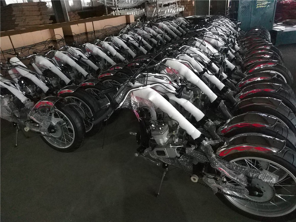 80cc Two Stroke Gas Kit Motorcycle Chopper Bicycle Max. Speed 40km/h for Adult Riders