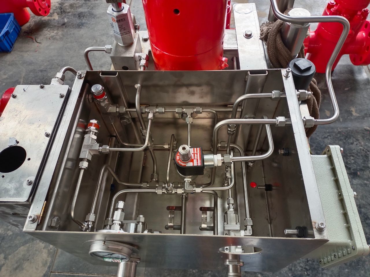 AA-HH Wellhead Safety Systems Panel Wireless Remote Monitoring