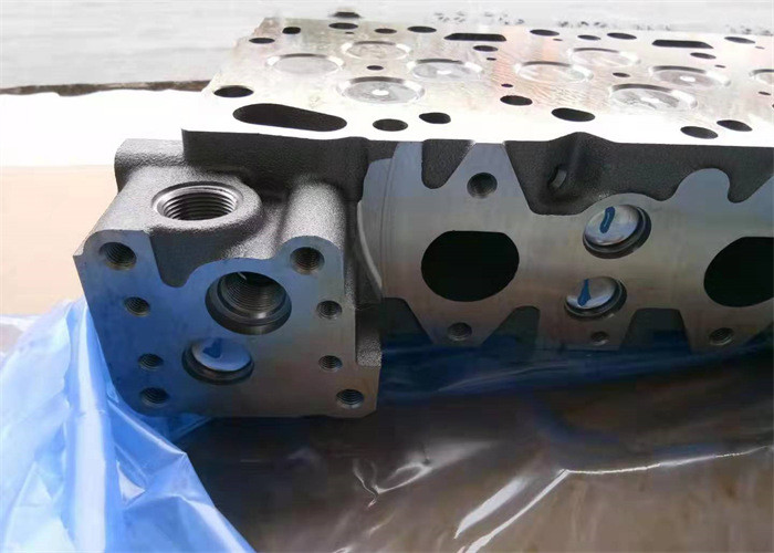 6D107 3977221 24 Valve Cummins Cylinder Head For Excavator PC200-8 5282703 C3977225