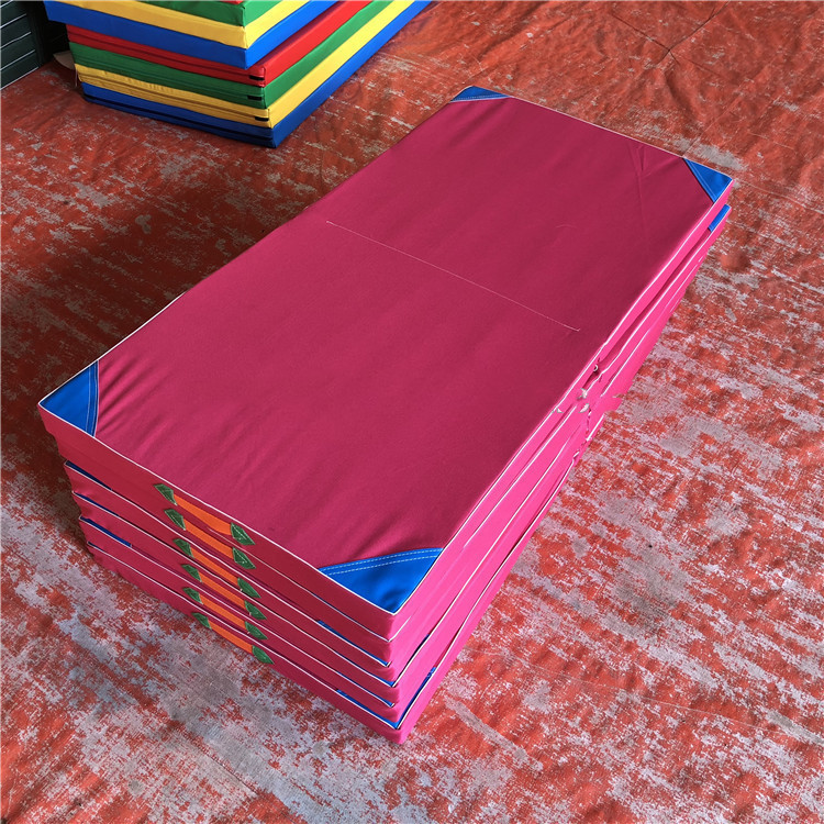 Indoor playground exercise room equipment gymnastics mats Customized color