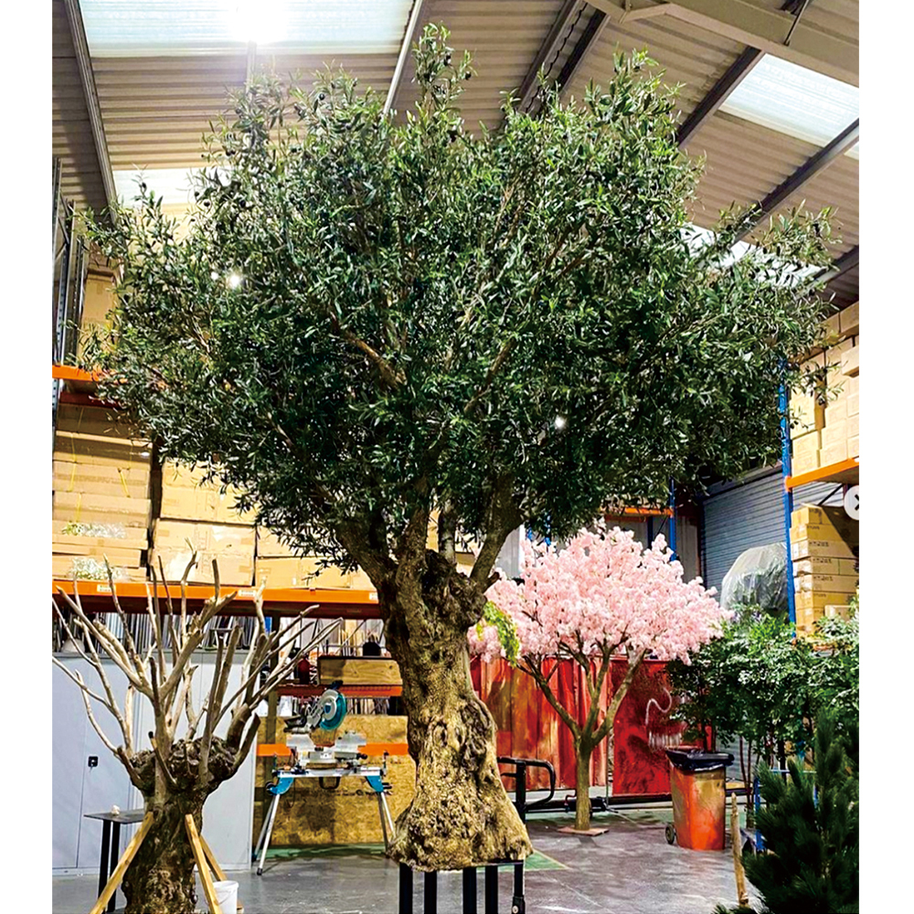 Factory Price Large Artificial Olive Tree, a Large Ornamental Fiberglass Tree for Indoor Restaurants and Shopping Malls