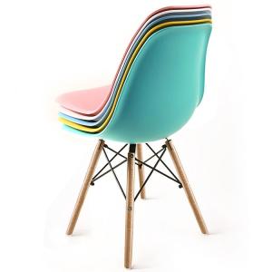 China Modern style wood leg stackable plastic chair wholesale