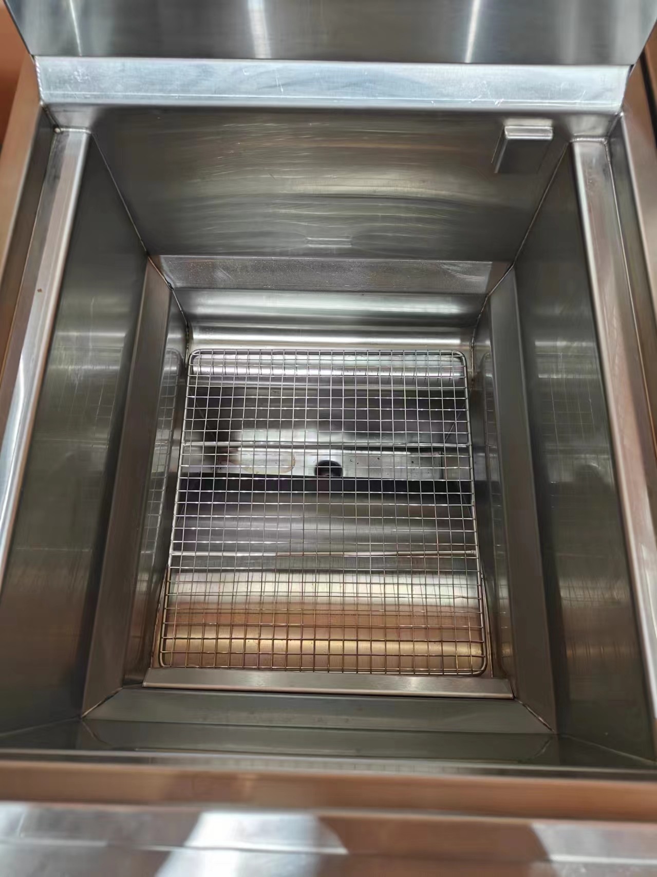 Auto Lift&Down Two Pots Four Baskets With Oil Filtration Electric Heating Chips Open Deep Fryer