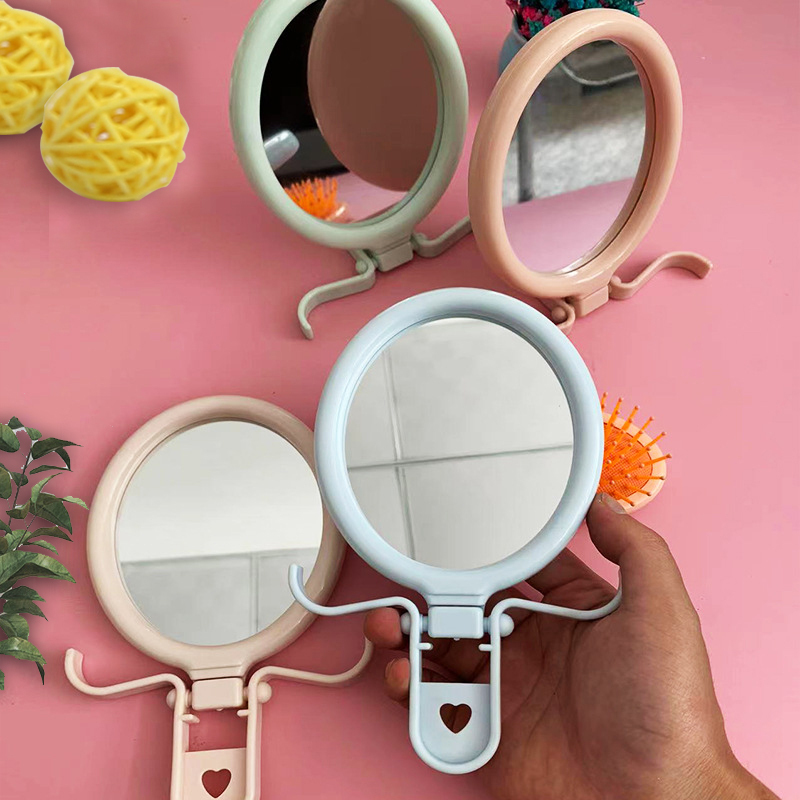 Lady Dressing Heart Shaped Pocket Adjustable Makeup Compact Mini Mirror with Qualit