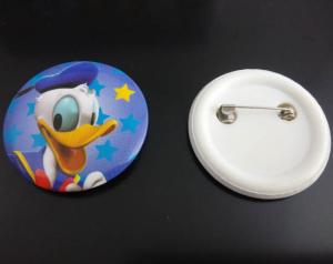 China promotional pin badge gifts. wholesale