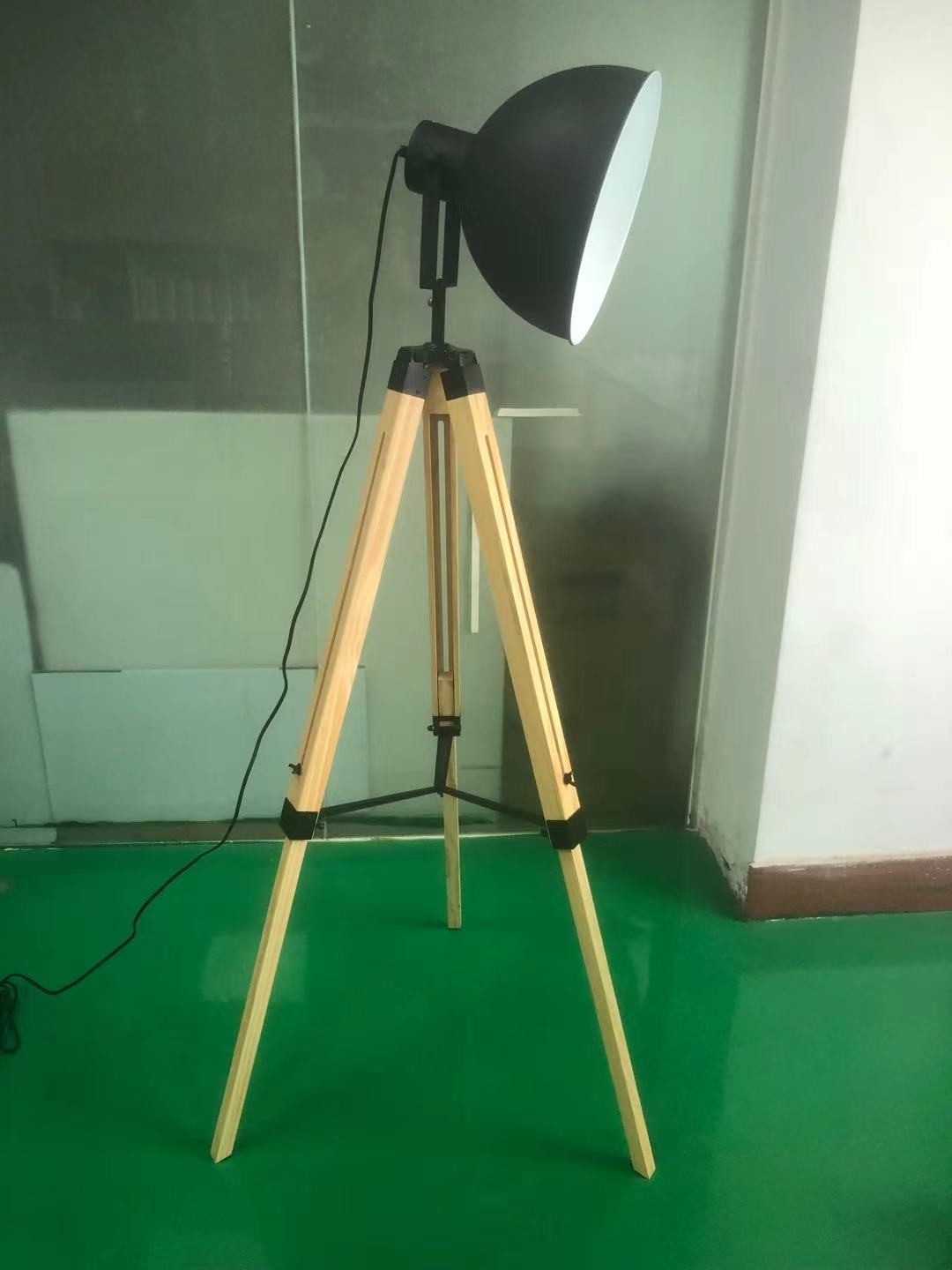 E26 E27 E12 E14 Socket Trio Wooden Floor Lamp With Drum Lampshade