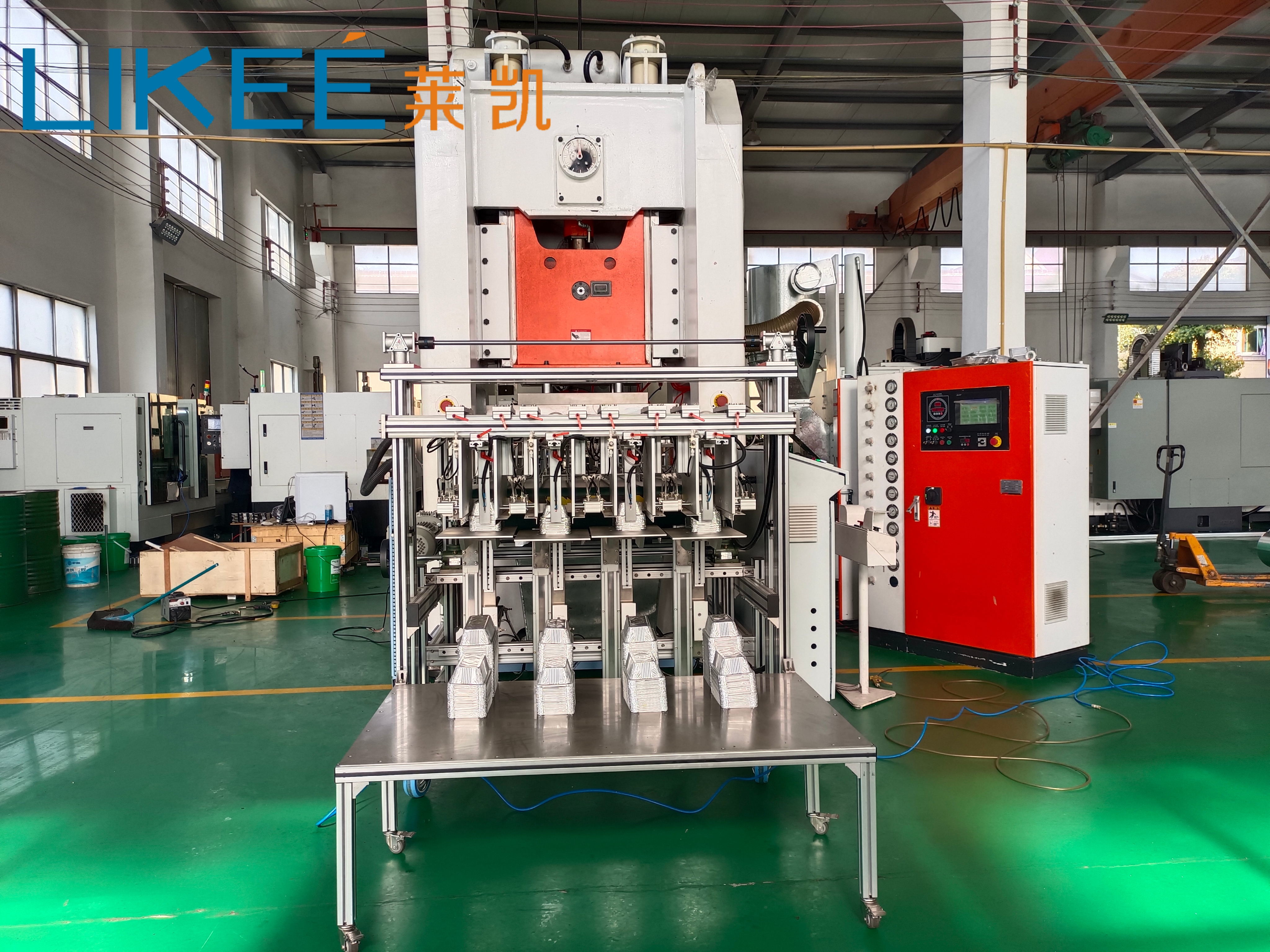 12000pcs/H 26KW Aluminium Container Making Machine Silver Foil Container Machine