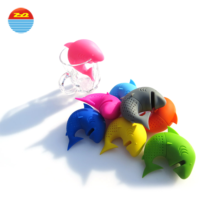 Wholesale Funny Surfing Shark Silicone Tea Infuser
