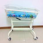 Tilted Hospital Baby Cot , 900mm Manual Medical Bed