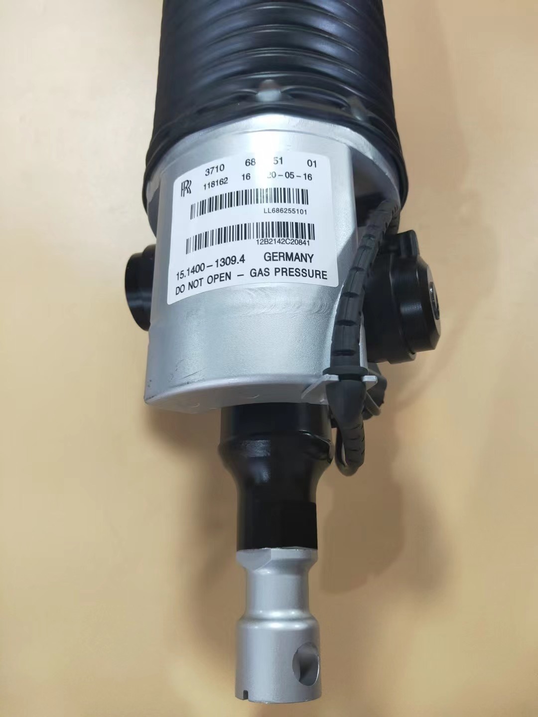 37106862551 37106862552 Car Shock Absorber Front Left Right For Rolls Royce Ghost