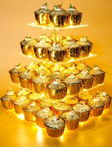 China Pastry 4 Tier Acrylic Cupcake Stand For Birthday Wedding Party wholesale