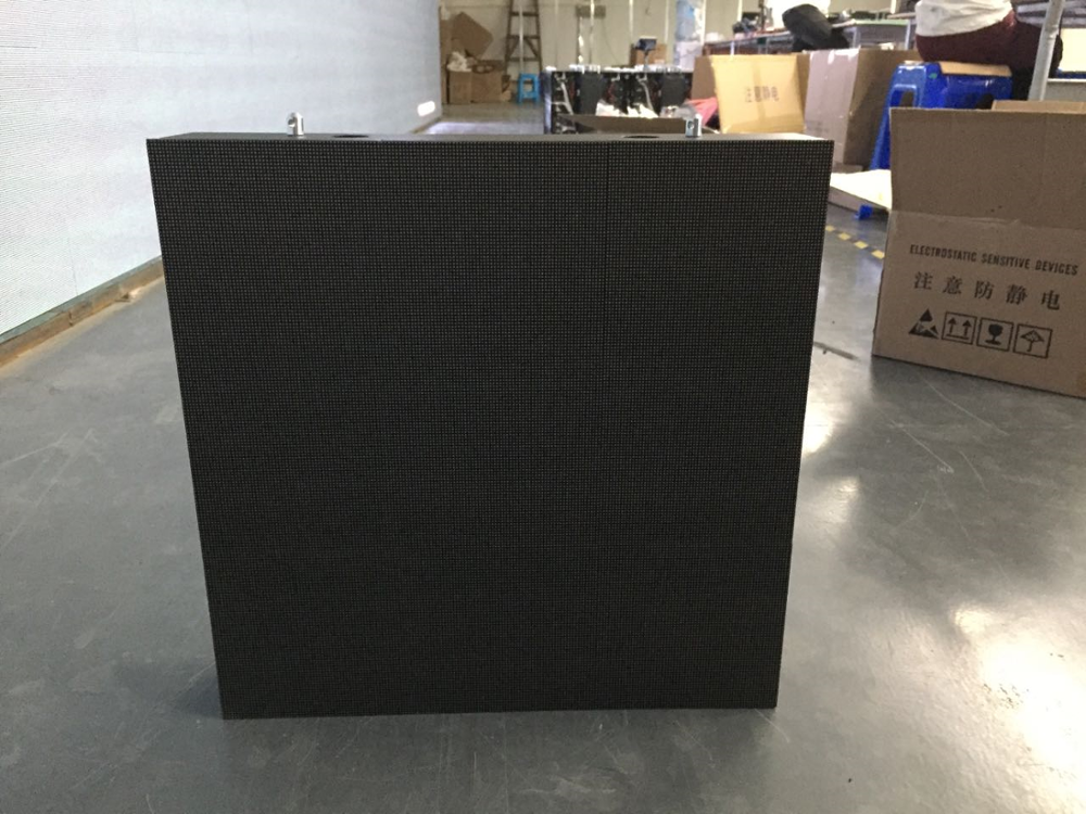 P2.5 Indoor HD LED Video Wall Electronic Advertising Panel Linsn Control System