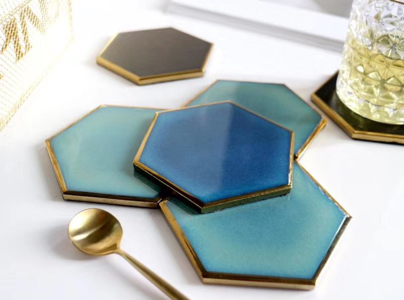 Waterproof Heat-insulated Pad Geometric Ceramic Coasters Luxury Gold Plated for Table