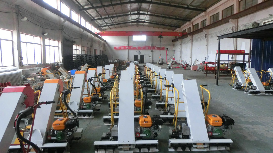 7T/H Self Propelled Machine Grain Collector For Agriculture