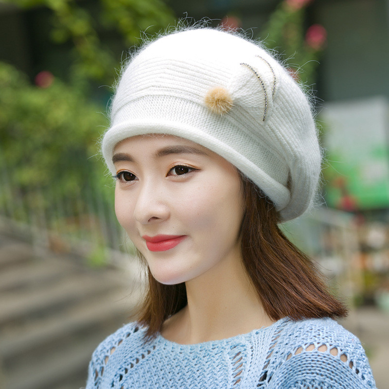 2018 Winter Trendy ladies woollen knitted hats with MOQ only need 3 pcs,elegant design hats