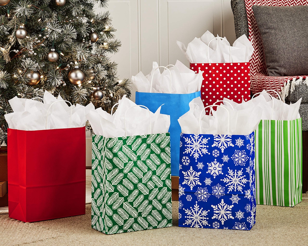 Customized Logo Merry Christmas Shopping Gift Packaging Twist Handle Kraft Paper Bag
