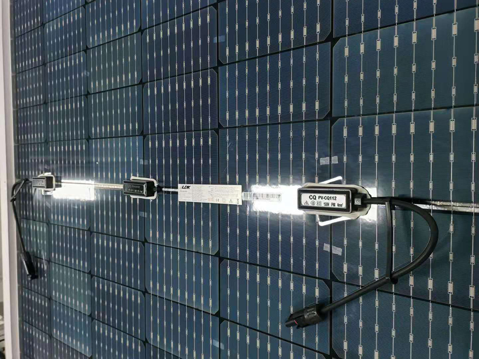 Pure Sine Wave Off Grid House Solar System Smart Lithium Battery Charger