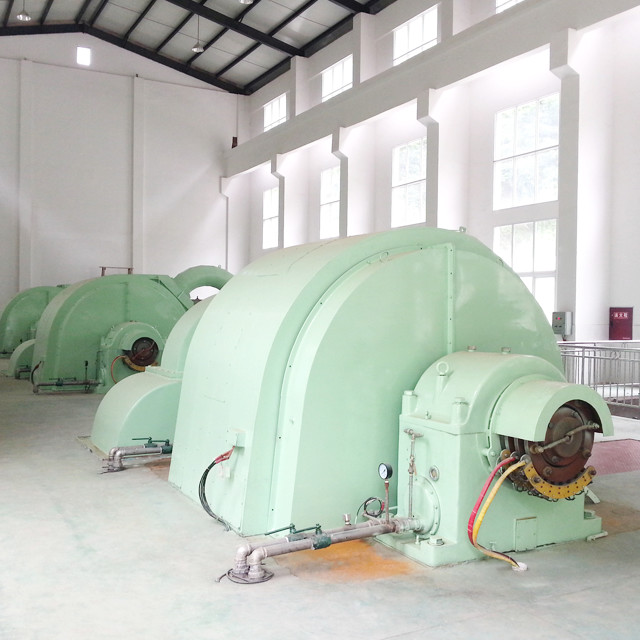 500KW Pelton Turbine Generator 400V To 10500V For River Power