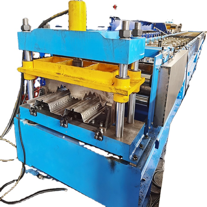5000kg Mobile Guard Gutter Rolling Machine For Tile Forming