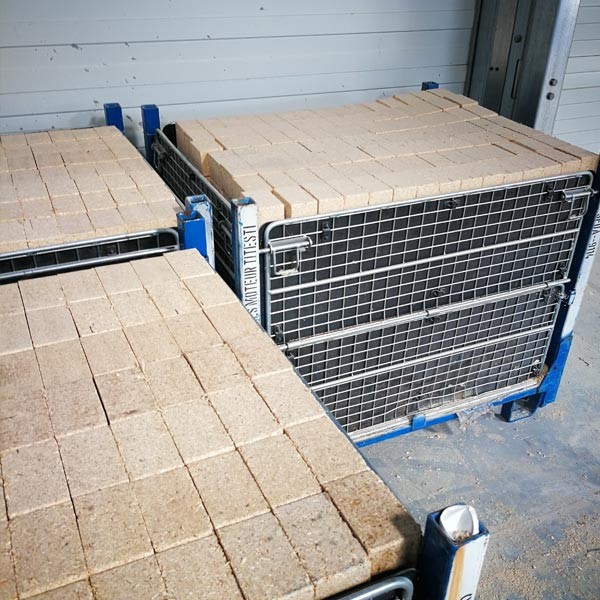 5 Cubes Per Hour Automatic Wood Block Cutter Machine For Pallet