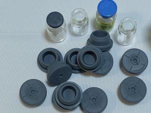 China 28mm 32mm Ethylene Oxide Sterilized Medical Consumables Bromo Butyl Rubber Stoppers for Glass Injection Vial wholesale