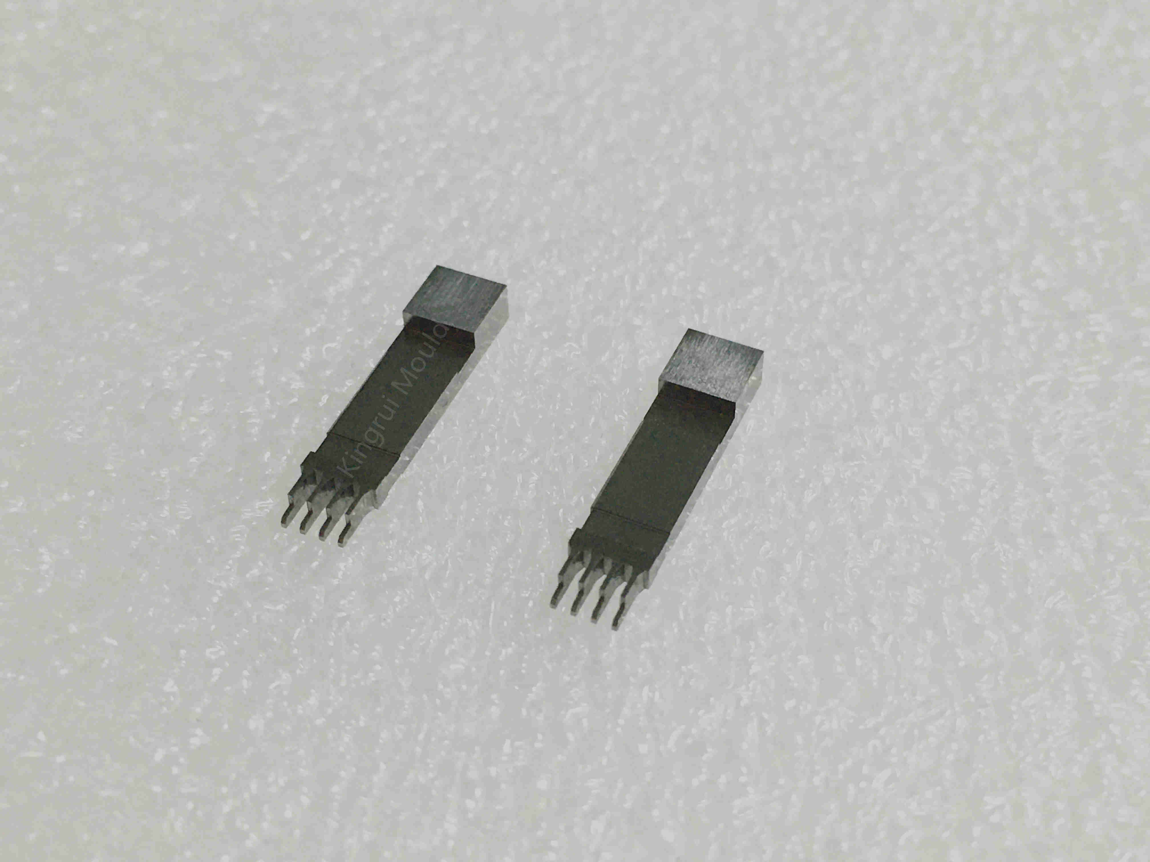 HRC56 HRC58 Mold Precision Automotive Parts By CALMAX Material