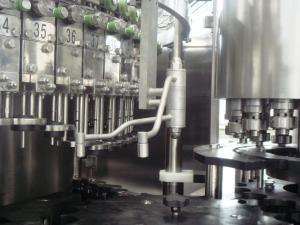 China Soda Water Juice Liquid Beverage Carbonated Filling Machine wholesale