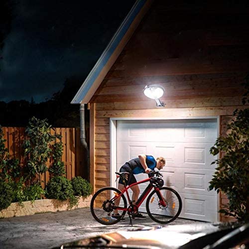 Remote PIR 70pcs 2835SMD Smart Municipal Pole Solar Street Light 35W Body Induction