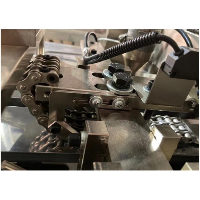 Ultrasonic And Hot Air System Sealing Paper Cup Manufacturing Machine , Mini Paper Cup Production Machine