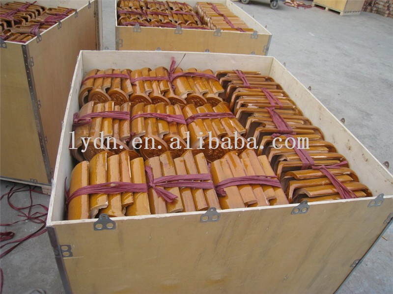 Handmade and Sintered Japanese Buddhist Temple Roof Traditional Chinese Ceramic Tiles with 1500N Compressive Strength