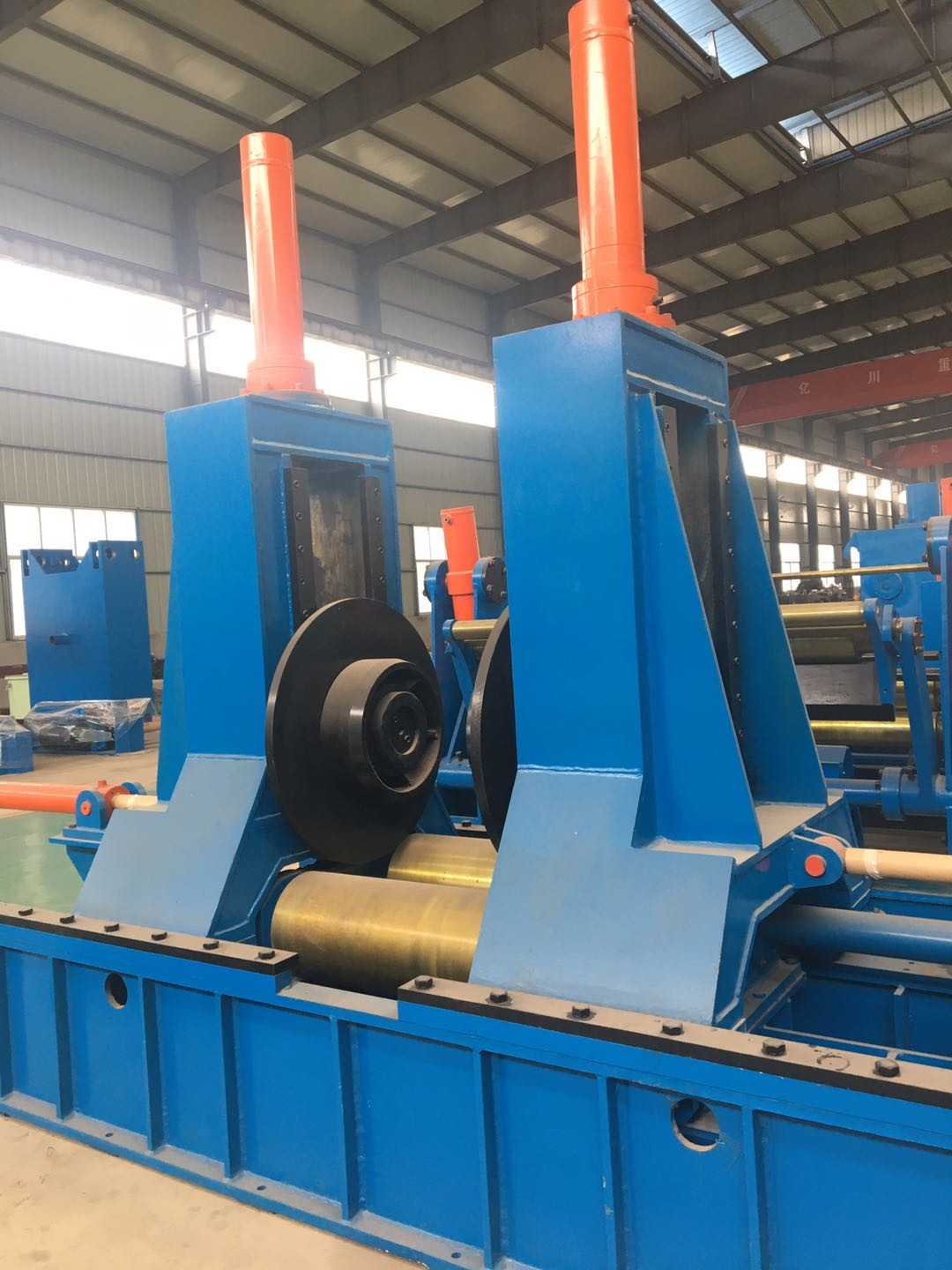 API Stardard 6mm Thickness Spiral Welded Pipe Mill