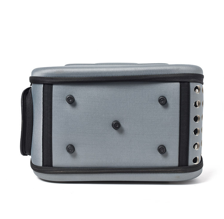 Breathable Pet Carrier Handbag Ventilated With Safety Buckle Zippers / Strap
